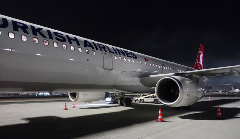 Turkish Airlines Pilot & Muscat ATC Argue: “I Don’t Follow Anyone’s Orders”