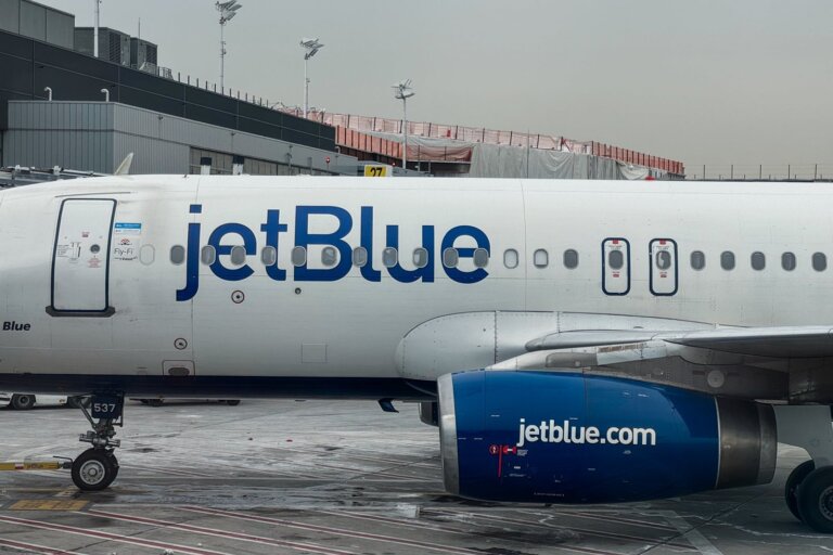 JetBlue will end its redemption partnership with JAL in March