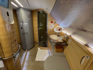 Guide To Emirates’ A380 First Class Shower Spa: An Incredible Amenity