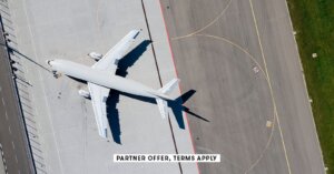 Chase Sapphire Preferred vs. Amex Gold: Which card is best?