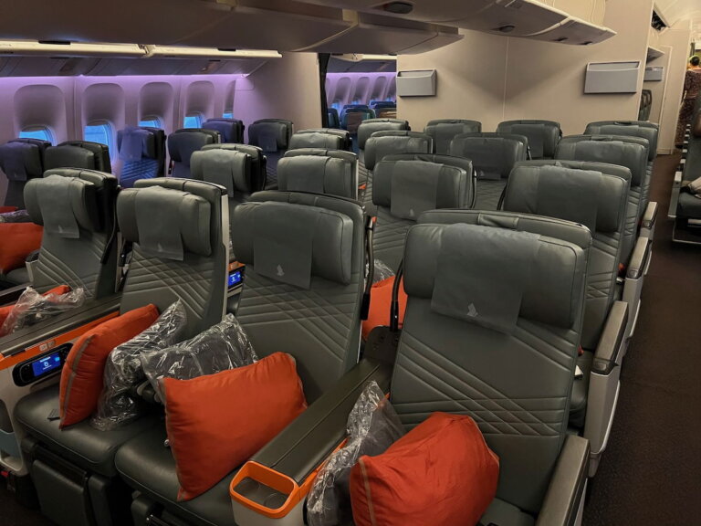 Singapore KrisFlyer Spontaneous Escapes Sale: 30% Off Award Tickets