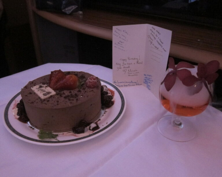 Singapore Airlines Passenger Furious Over Free Birthday Cake Denial