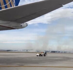 United Boeing 777 Has Engine Failure, Causing Dulles Airport Brush Fire