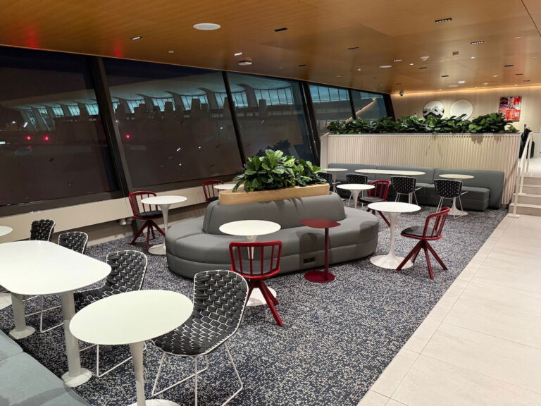 Trump Plans To Cap Credit Card Interest Rates At 10%: Impact On Rewards?