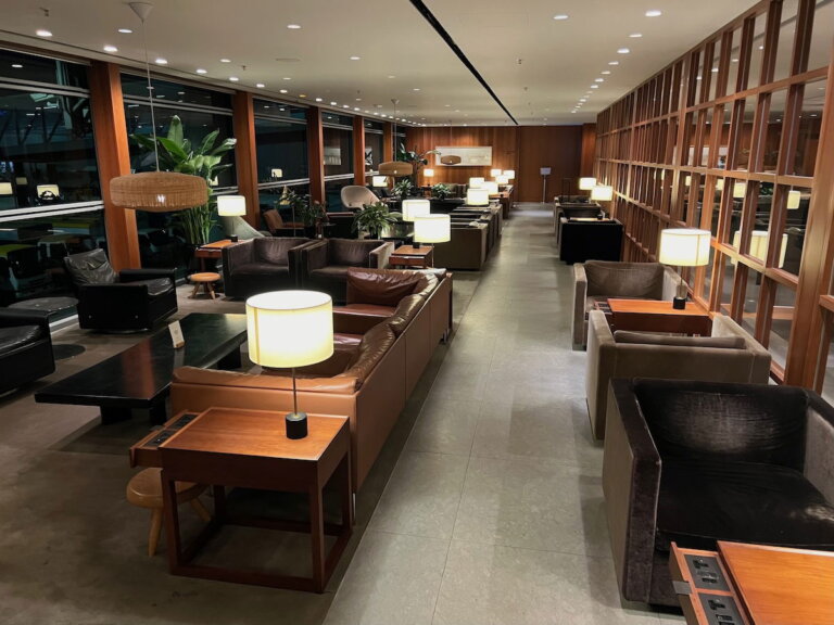 Airport Lounge Access Economics: Who Foots The Bill, How Much Do They Pay?