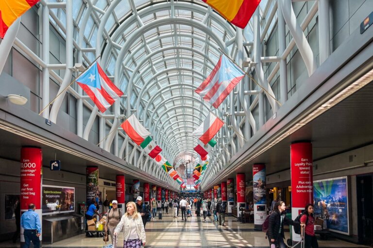 American Airlines announces new lounge at Chicago's O'Hare