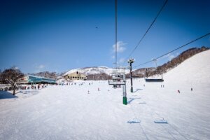 Ski trip to Niseko United in Japan using points and miles