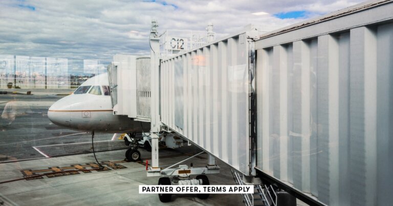 The best credit cards to use for Alaska Airlines flights