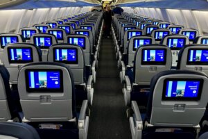United tightens basic economy policy, shakes up MileagePlus