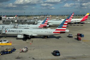 American Airlines offers AAdvantage status boost in 2026