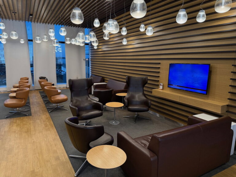 Amex Cuts Lufthansa Lounge Access As Of October 2026